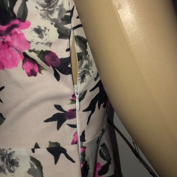 🌟4 for $20🌟 NWOT Women’s casual dress - Picture 5 of 8